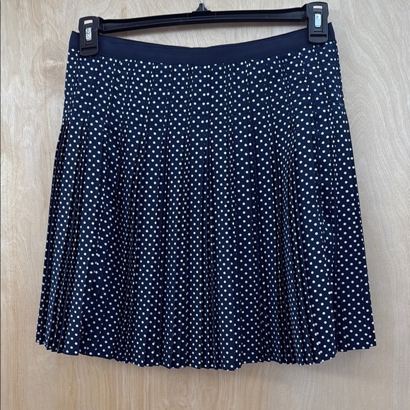 J Crew Navy Polka Dot Pleated Skirt - Picture 3 of 10